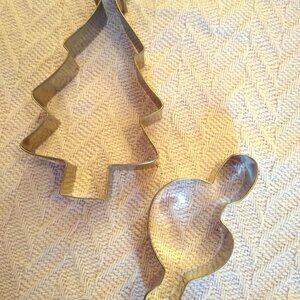 Themed Cookie Cutters - Christmas Tree & Treble Clef
